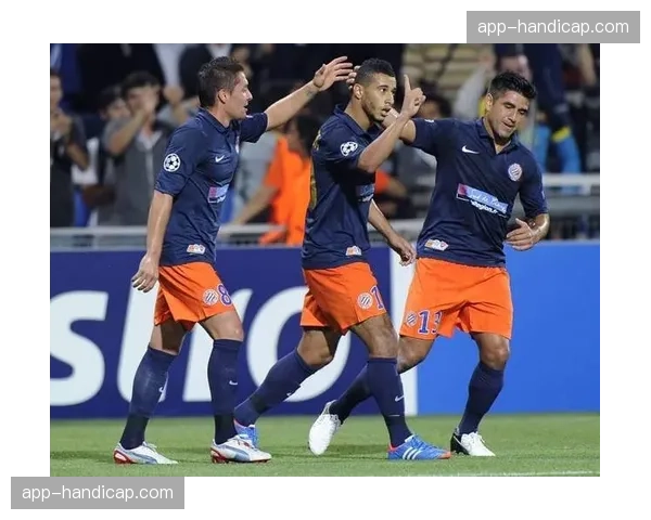 快报：兰斯与蒙彼利埃2-2战平，双方各取一分。