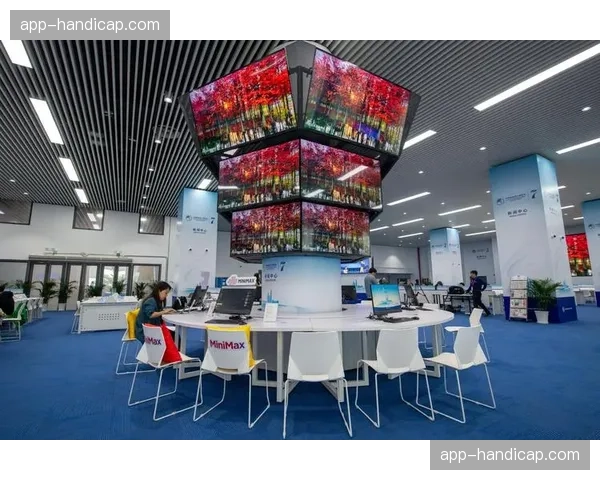 通讯：布达佩斯主新闻中心启用，配备高速网络与多语言同传服务